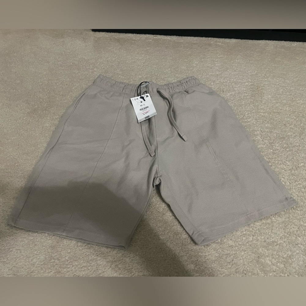 Men's Gray Shorts